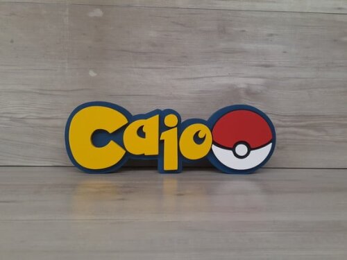 Nome em mdf - Peça de Mesa Tema Pokemon - Caio 10 cm