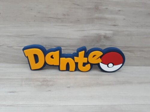 Nome em MDF - Peça de mesa Tema POKEMON - Dante - 10 cm