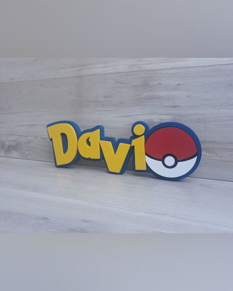 Nome em MDF - Peça de mesa Tema POKEMON - Davi - 13 cm