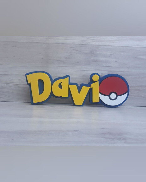 Nome em MDF - Peça de mesa Tema POKEMON - Davi - 13 cm