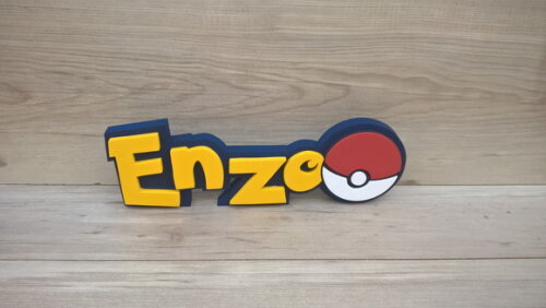 Nome em MDF - Peça de mesa Tema POKEMON - Enzo - 10 cm