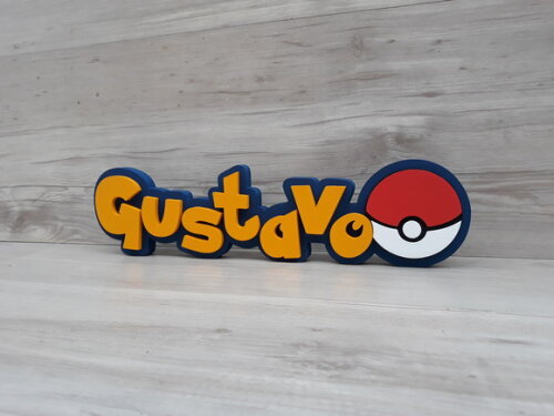 Nome em MDF - Peça de mesa Tema POKEMON - Gustavo - 10 cm