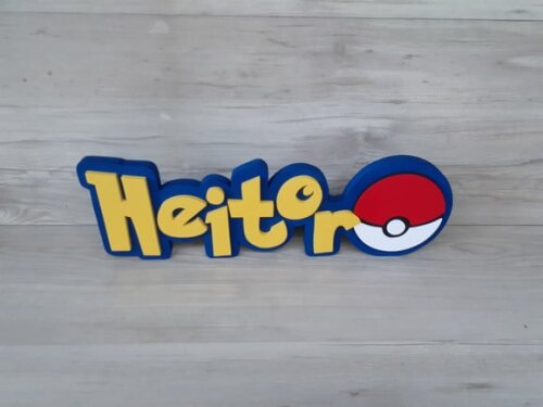 Nome em mdf - Peça de Mesa Tema Pokemon - Heitor - 10 cm