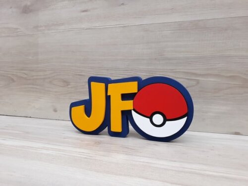 Nome em MDF - Peça de mesa Tema POKEMON - JF - 13 cm