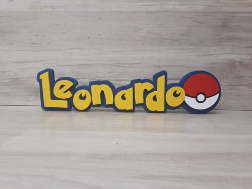 Nome em mdf - Peça de Mesa Tema Pokemon - Leonardo - 10 cm