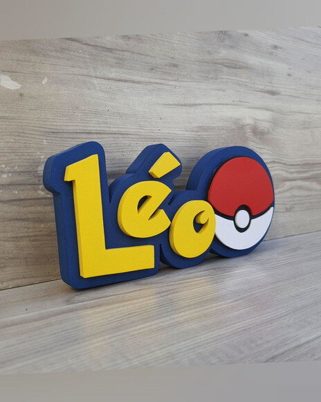 Nome em mdf - Peça de Mesa Tema Pokemon - Léo - 10 cm