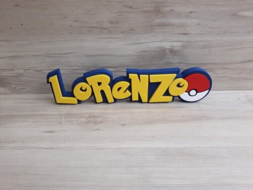 Nome em mdf - Peça de Mesa Tema Pokemon - Lorenzo - 10 cm