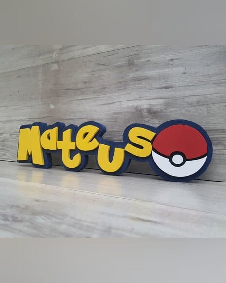 Nome em mdf - Peça de Mesa Tema Pokemon - Mateus - 10 cm