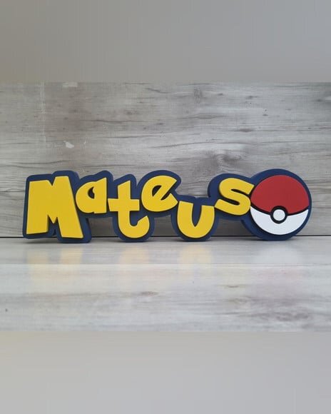 Nome em mdf - Peça de Mesa Tema Pokemon - Mateus - 10 cm