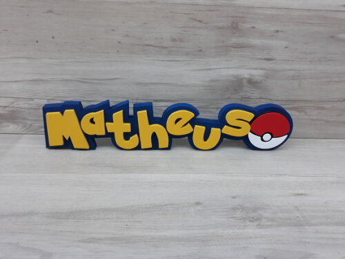 Nome em MDF - Peça de mesa Tema POKEMON - Matheus - 13 cm