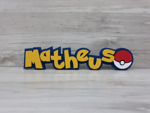 Nome em MDF - Peça de mesa Tema POKEMON - Matheus - 13 cm