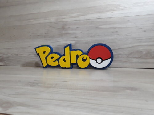 Nome em mdf - Peça de Mesa Tema Pokemon - Pedro - 13 cm