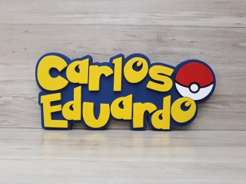 Nome em MDF- Peça de mesa Tema POKEMON- Carlos Eduardo 18 cm