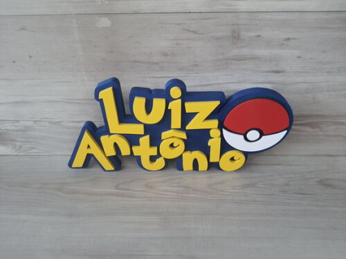 Nome em Mdf- Peça de Mesa Tema Pokemon- Luiz Antônio - 17 cm