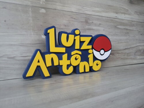 Nome em Mdf- Peça de Mesa Tema Pokemon- Luiz Antônio - 17 cm