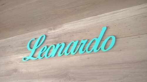Nomes de Parede em MDF - Linha Clássicos BOP -Leonardo 13 cm