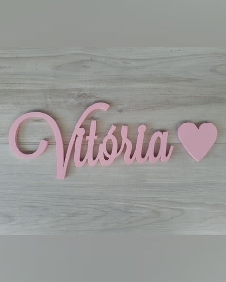 Nomes de Parede em mdf - Linha Ls - Vitória + Coração