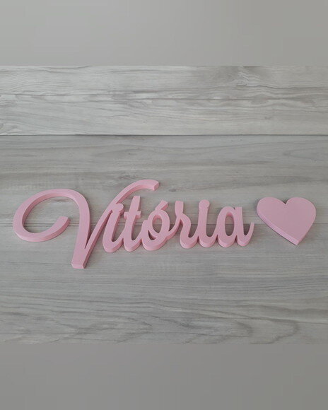 Nomes de Parede em mdf - Linha Ls - Vitória + Coração
