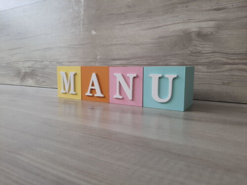 Nomes em Cubos - Mod. Clássico - 6 x 6 x 6 cm - 4 Letras