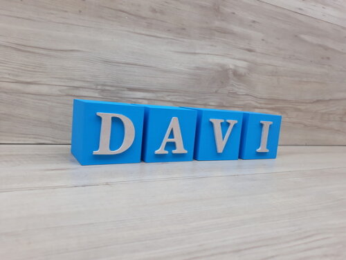 Nomes em Cubos - Mod. Clássico - 6 x 6 x 6 cm - 4 Letras