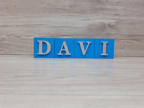 Nomes em Cubos - Mod. Clássico - 6 x 6 x 6 cm - 4 Letras