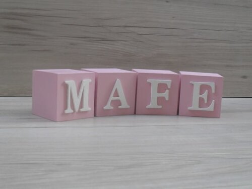 Nomes em Cubos - Mod. Clássico - 6 x 6 x 6 cm - 4 Letras