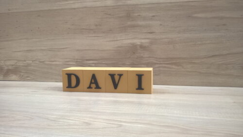 Nomes em Cubos - Mod. Clássico - 6 x 6 x 6 cm - 4 Letras