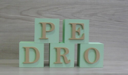 Nomes em Cubos - Mod. Clássico - 6 x 6 x 6 cm - 5 Letras