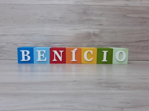 Nomes em Cubos - Mod. Clássico - 6 x 6 x 6 cm - 7 Letras