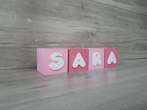 Nomes em Cubos - Mod. Infantil - 6 x 6 x 6 cm - 4 Letras