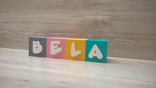 Nomes em Cubos - Mod. Infantil - 6 x 6 x 6 cm - 4 Letras