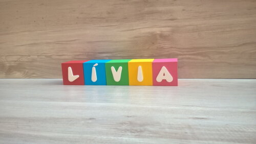 Nomes em Cubos - Mod. Infantil - 6 x 6 x 6 cm - 5 Letras