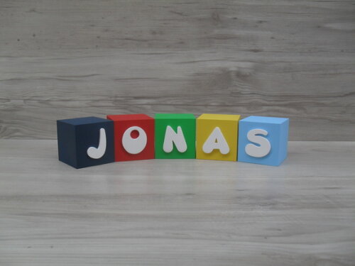 Nomes em Cubos - Mod. Infantil - 6 x 6 x 6 cm - 5 Letras