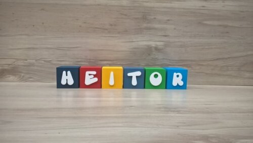 Nomes em Cubos - Mod. Infantil - 6 x 6 x 6 cm - 6 Letras
