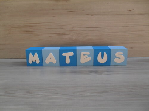 Nomes em Cubos - Mod. Infantil - 6 x 6 x 6 cm - 6 Letras