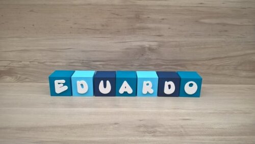 Nomes em Cubos - Mod. Infantil - 6 x 6 x 6 cm - 7 Letras