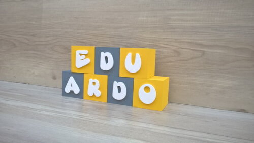 Nomes em Cubos - Mod. Infantil - 6 x 6 x 6 cm - 7 Letras