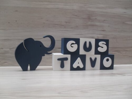 Nomes em Cubos - Mod. Infantil - 6 x 6 x 6 cm - 7 Letras