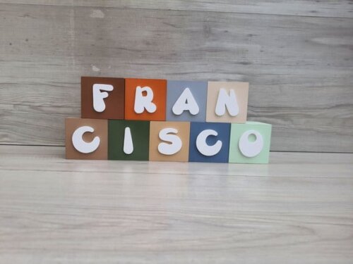 Nomes em Cubos - Mod. Infantil - 6 x 6 x 6 cm - 9 Letras