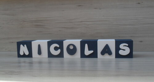 Nomes em Cubos - Mod. Infantil - 6 x 6 x 6 cm - 7 Letras