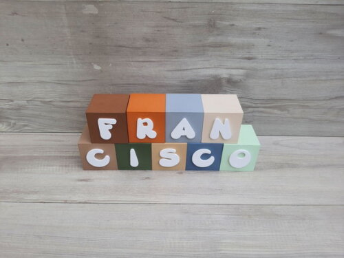 Nomes em Cubos - Mod. Infantil - 6 x 6 x 6 cm - 9 Letras