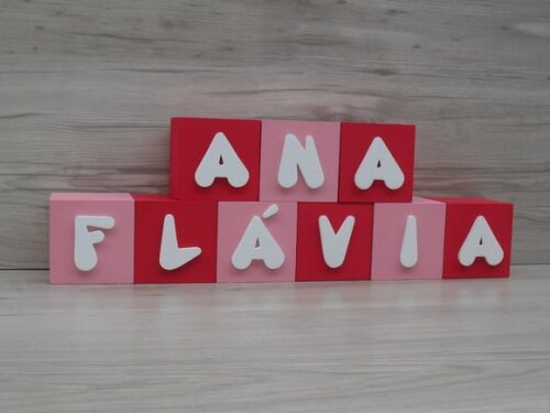 Nomes em Cubos - Mod. Infantil - 6 x 6 x 6 cm - 9 Letras