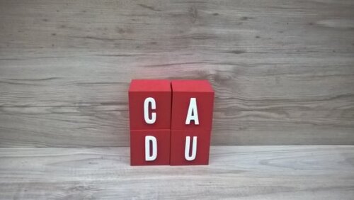 Nomes em Cubos - Mod. Youtube - 6 x 6 x 6 cm - 4 Letras