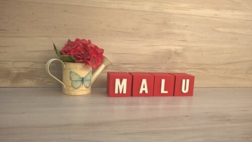 Nomes em Cubos - Mod. Youtube - 6 x 6 x 6 cm - 4 Letras