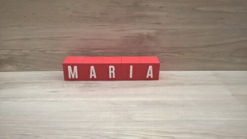 Nomes em Cubos - Mod. Youtube - 6 x 6 x 6 cm - 5 Letras