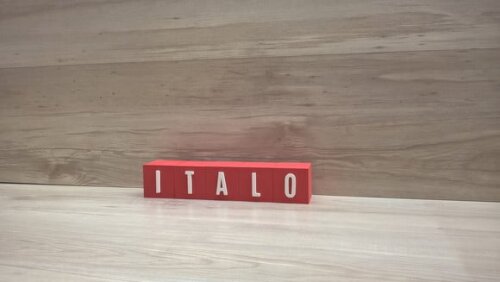 Nomes em Cubos - Mod. Youtube - 6 x 6 x 6 cm - 5 Letras