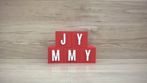 Nomes em Cubos - Mod. Youtube - 6 x 6 x 6 cm - 5 Letras