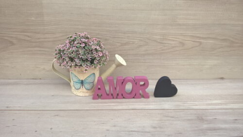 Palavra AMOR - linha BK + mini coração