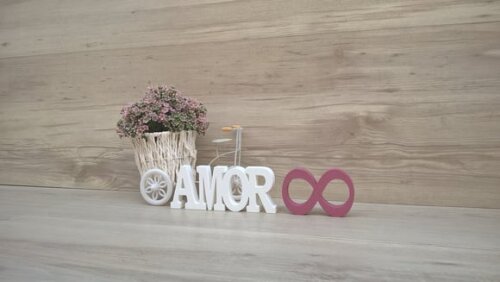 Palavra AMOR - linha BK + mini infinito