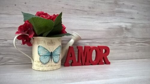 Palavra decorativa AMOR - linha BK
